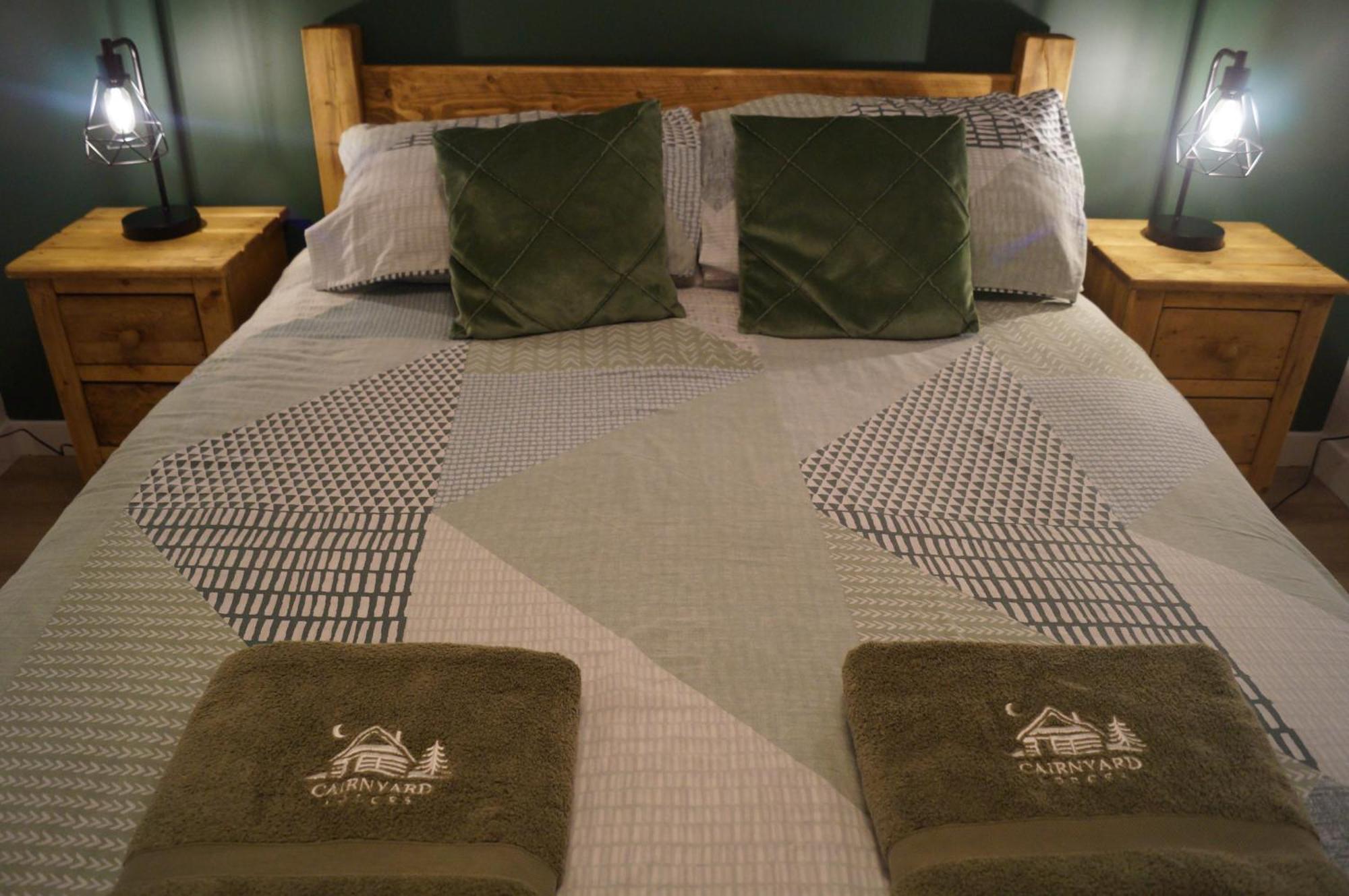 Cairnyard Lodges - Woodrow Beeswing Eksteriør billede